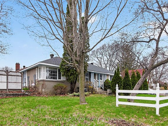 2nd image of 546 Sherbourne Rd