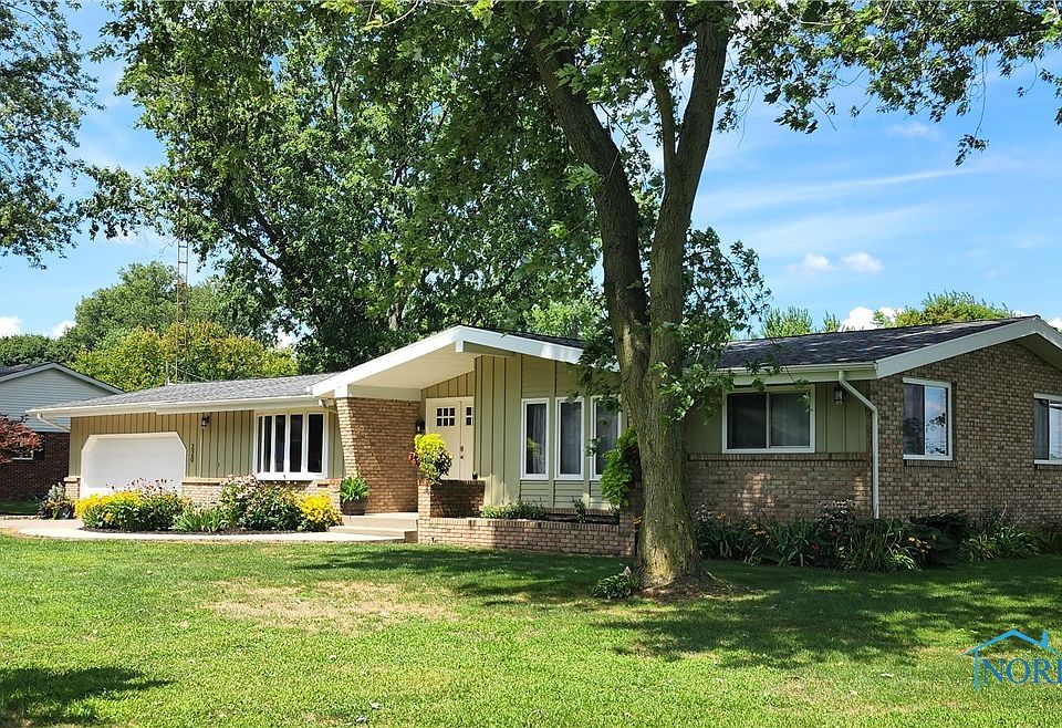 220 West Dr, Wauseon, OH 43567 Zillow
