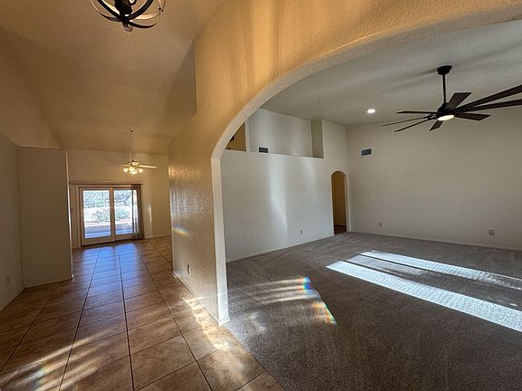 4th image of 3527 E Trevino Dr