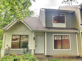 3901 N Course Dr, Charlotte, NC 28277