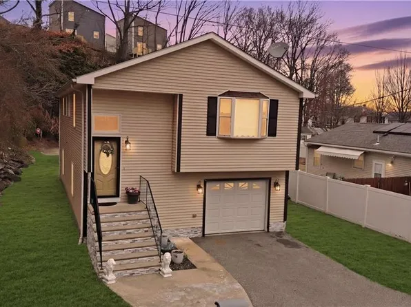 155 De Pinedo St, Providence, RI 02904