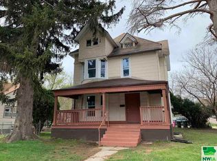 1821 Ross St, Sioux City, IA 51103