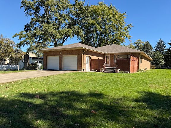 4th image of 851 Foraker Ave