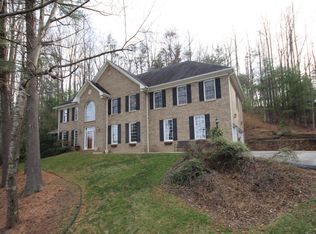 6224 Stratford Way, Roanoke, VA 24018