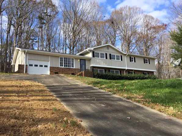 1324 Harvest Cir, Asheboro, NC 27203