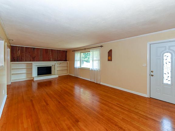 5th image of 503 Fairview Blvd