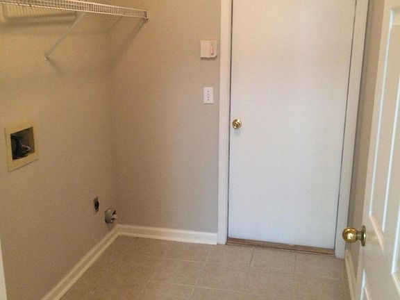 5th image of 5394 Oxford Crest Dr