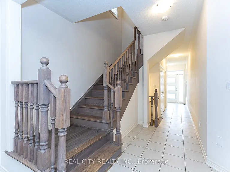 11 Hager Creek Ter — Photo 46