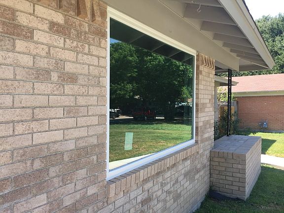 2nd image of 6025 Walraven Cir