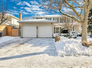 27 Northampton St, Brampton, ON L6S 3Y6