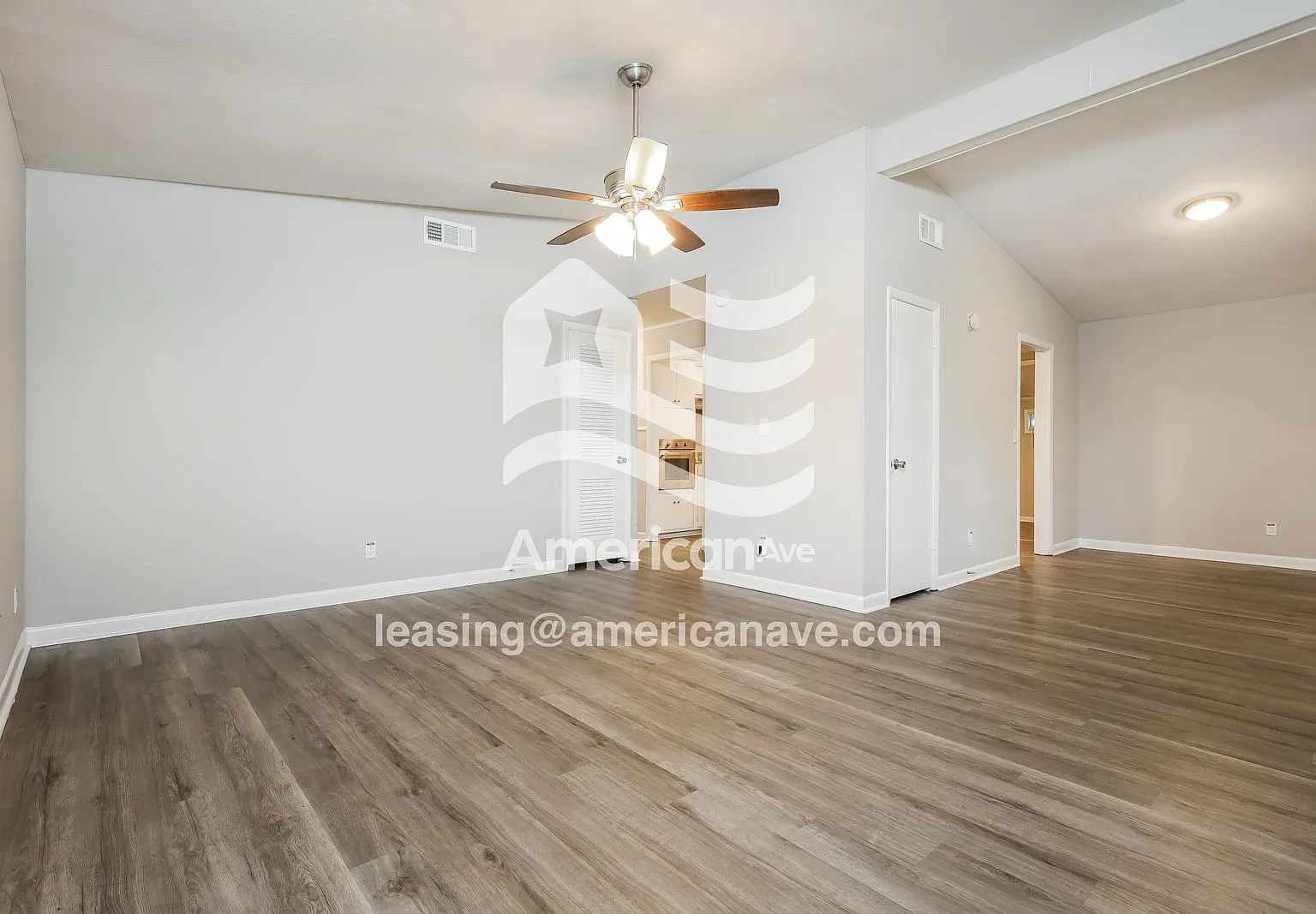3 bed, 2.0 bath, 1804 sqft, $1,272 — Photo 4