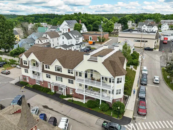 61-3 Central Avenue #3, Wolfeboro, NH 03894