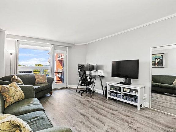 3rd image of 91 Strawberry Hill Ave #1032