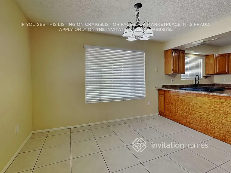 7115 W North Ln — Photo 7