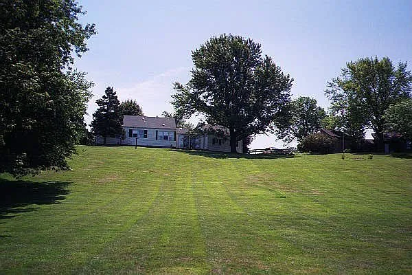24238 N Grandview Dr photo 1
