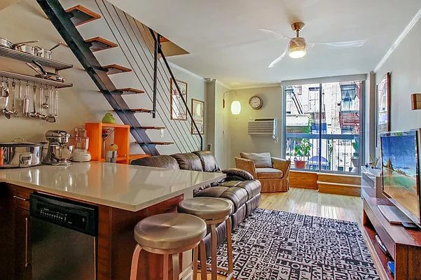 Sold by iList, LLC | media 7