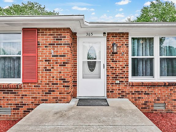 4th image of 365 Sandlewood Dr