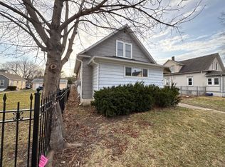 1115 Wadsworth Ave, North Chicago, IL 60064
