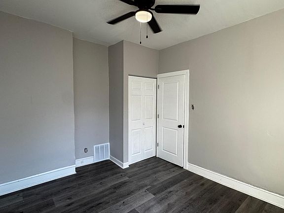 3rd image of 1540 W 70th St #1