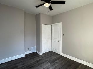 1540 W 70th St #1, Chicago, IL 60636