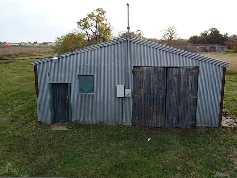 2838 Old Lane City Rd — Photo 1