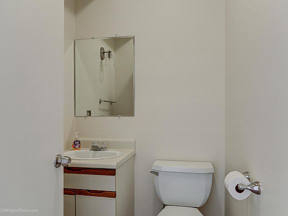 4th image of 1377 Westminster St #1377