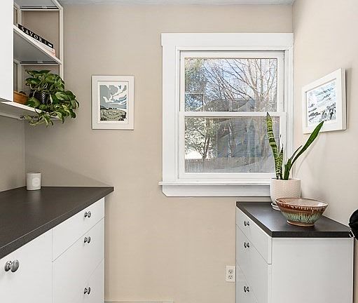 5th image of 45 Stockholm Ave
