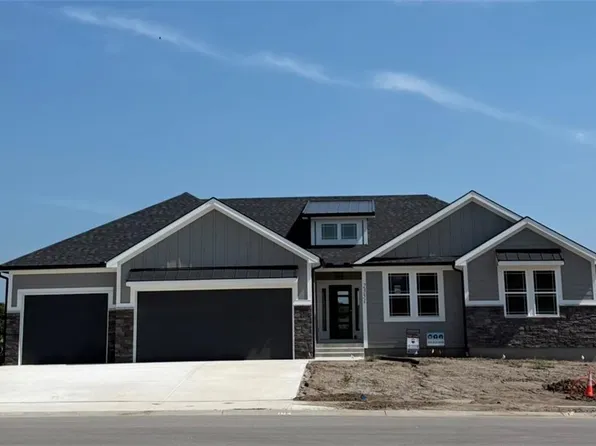 2351 Foxtail Dr, Kearney, MO 64060