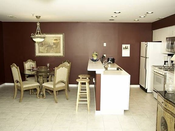 Dining Room/Kitchen