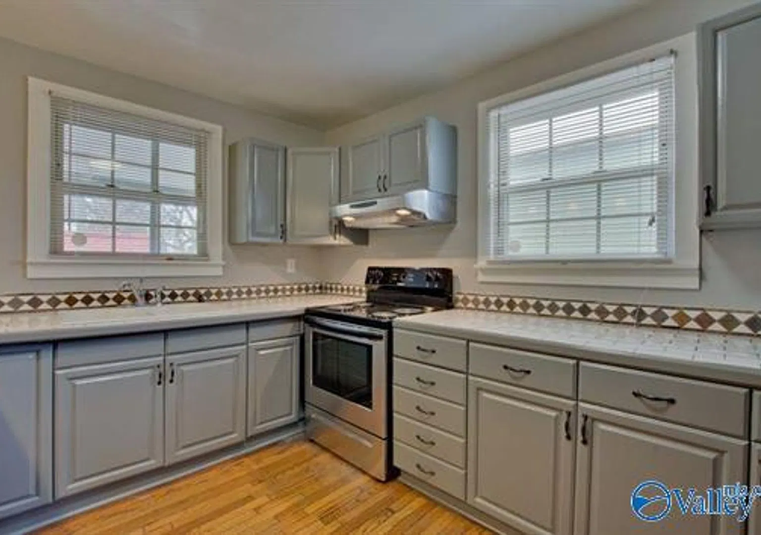 3516 Triana Blvd — Photo 3