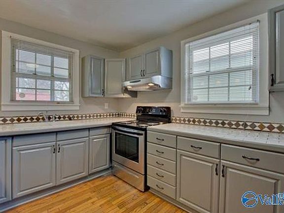 3rd image of 3516 Triana Blvd SW