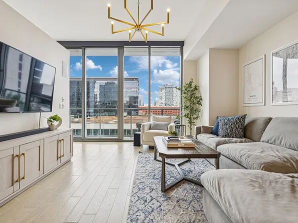 1212 Laurel St APT 301, Nashville, TN 37203