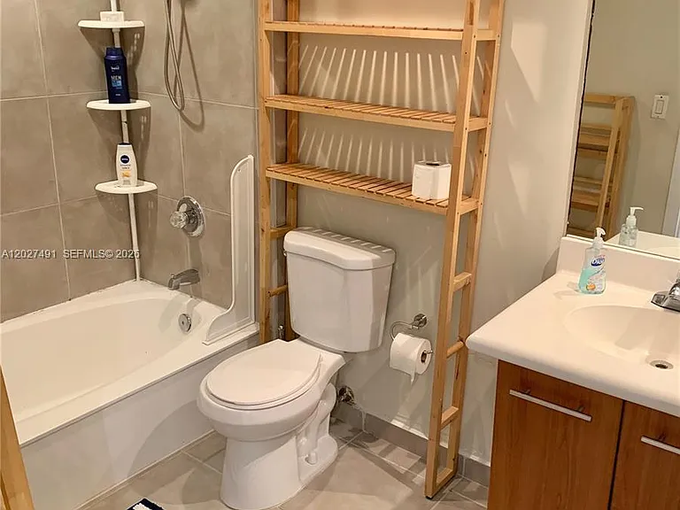 650 NE 64th St #G402 — Photo 11