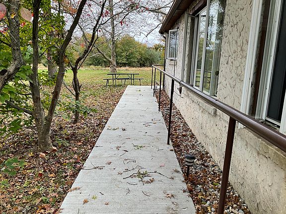 Walkway to apt