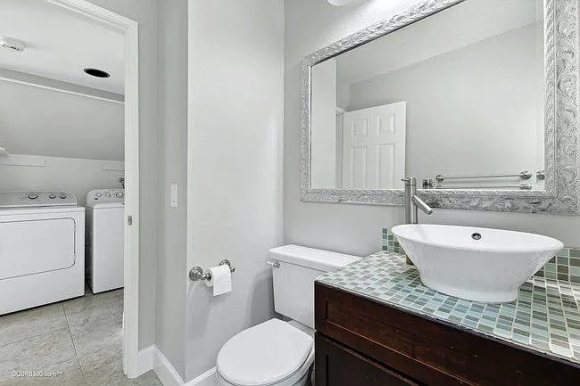 1878 Wandering Rd — Photo 13