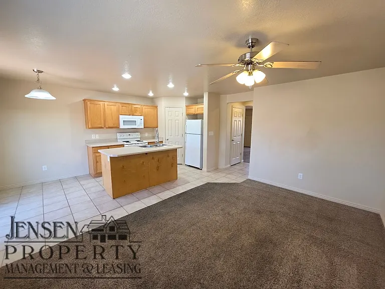 3155 S Hidden Valley Dr #246 — Photo 8