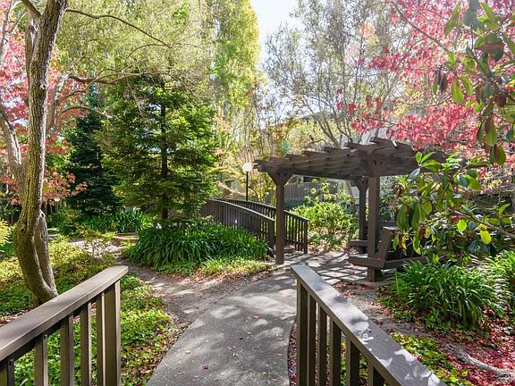 4th image of 6326 Shelter Creek Ln