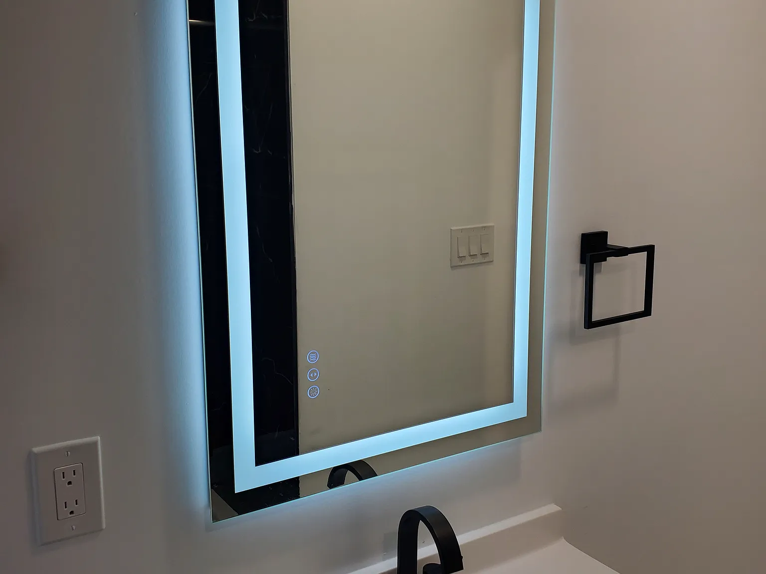 3 bed, 2000 sqft, $800 — Photo 1