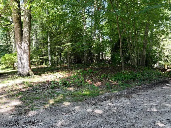 0 Floral Way, Chepachet, RI 02814