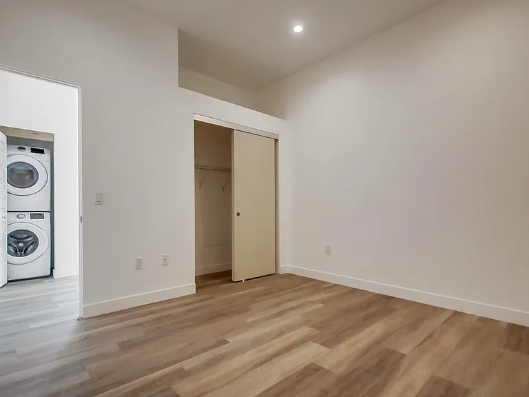 4021 Georgia St #9 — Photo 12