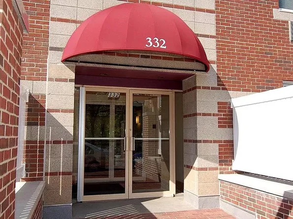 332 Franklin St APT 700, Cambridge, MA 02139
