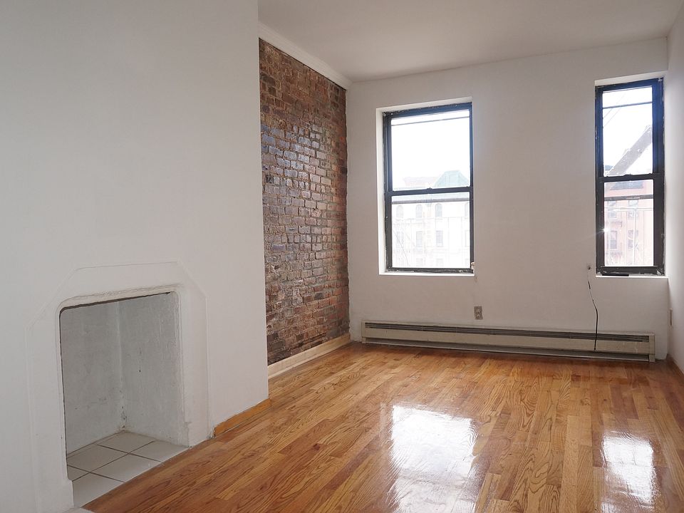 1st image of 95 Orchard St APT 13