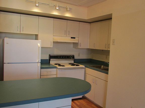 4th image of 115 N 1st St APT 312