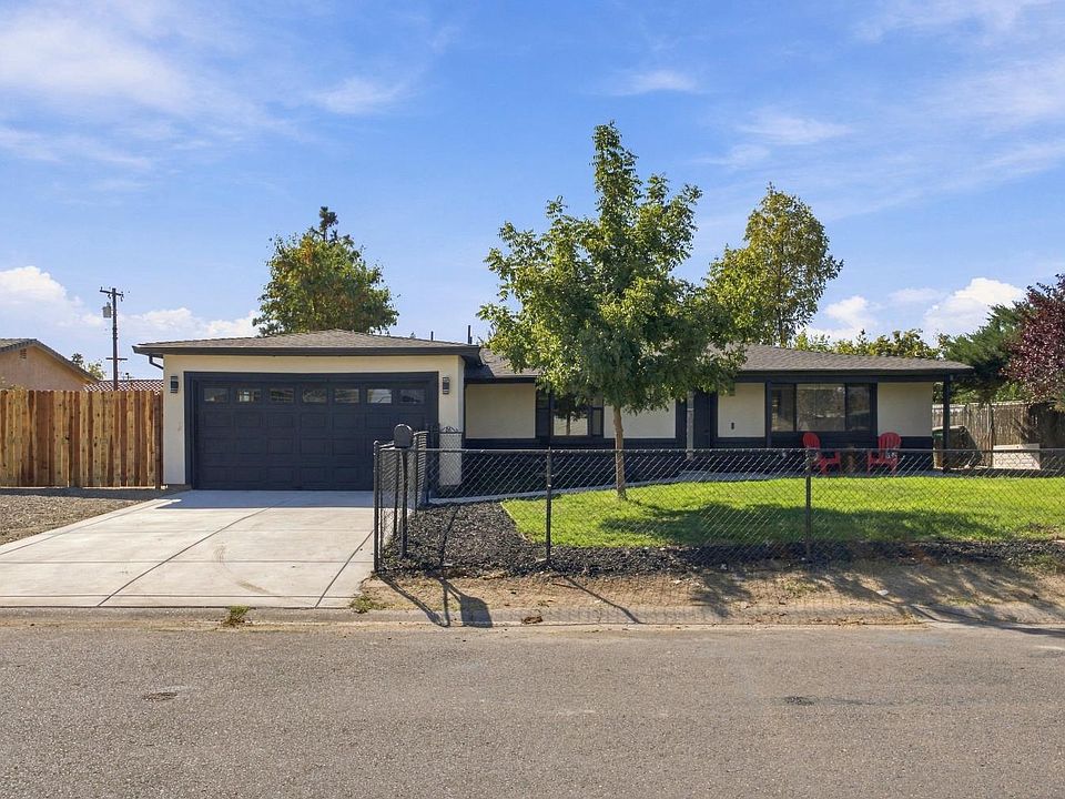 1st image of 8208 Bruns Way
