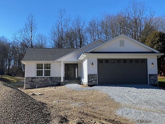3rd image of 757 Brooklawn Dr