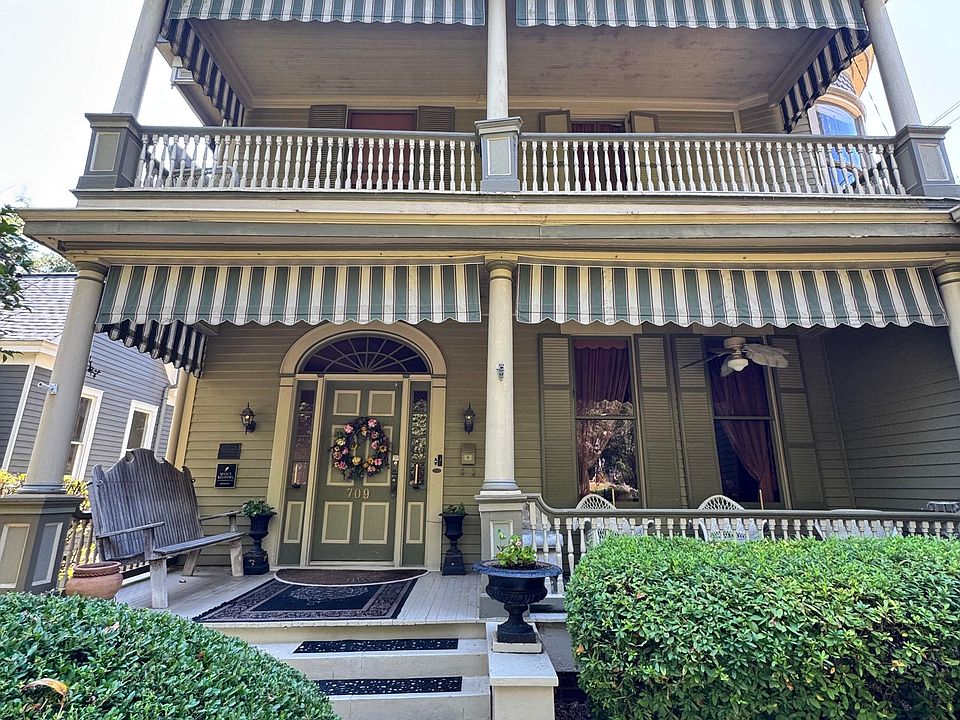 1st image of 709 N Union St