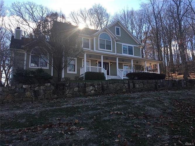 17 Katavolos Dr, Tomkins Cove, NY 10986 Zillow