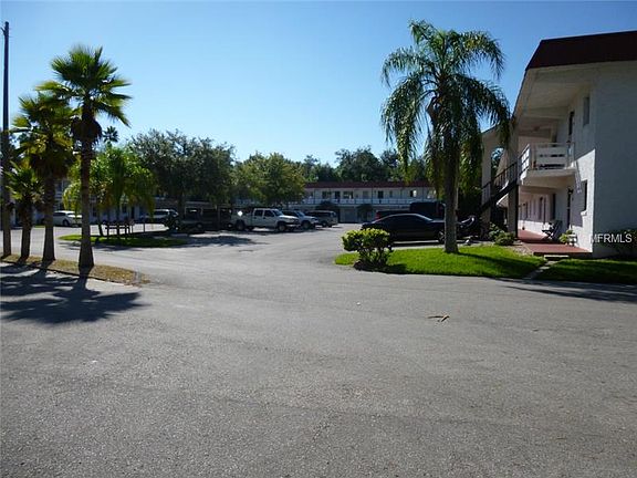 2nd image of 1100 Martinique Dr APT 215