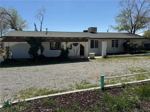 21895 Biloxi Rd, Apple Valley, CA 92307
