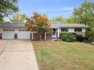 4722 Sweet Spring Ct, Saint Louis, MO 63128